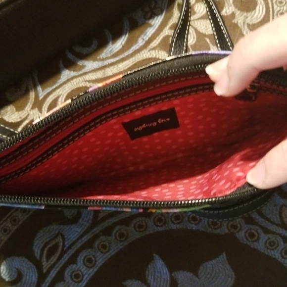 2 Sydney Love purses - Picture 4 of 5